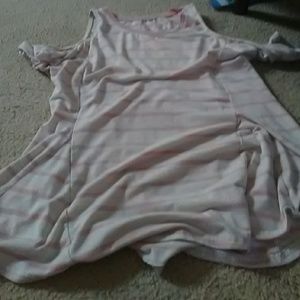 Pink and white striped shoulder hole shirt